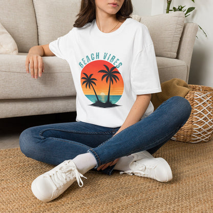 Beach Vibes T-Shirt – Retro Sunset Palm Tee